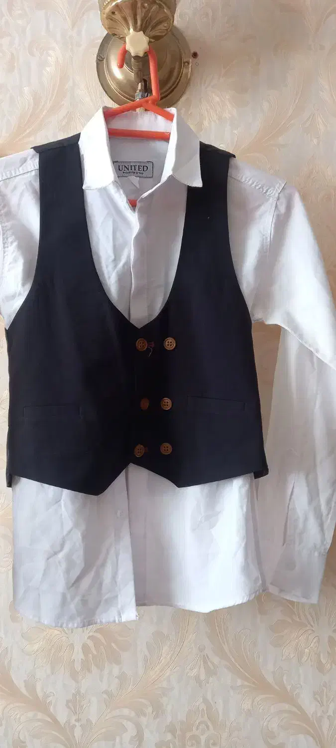 لباس بچه گانه|لباس|اندیشه, اندیشه فاز ۱|دیوار