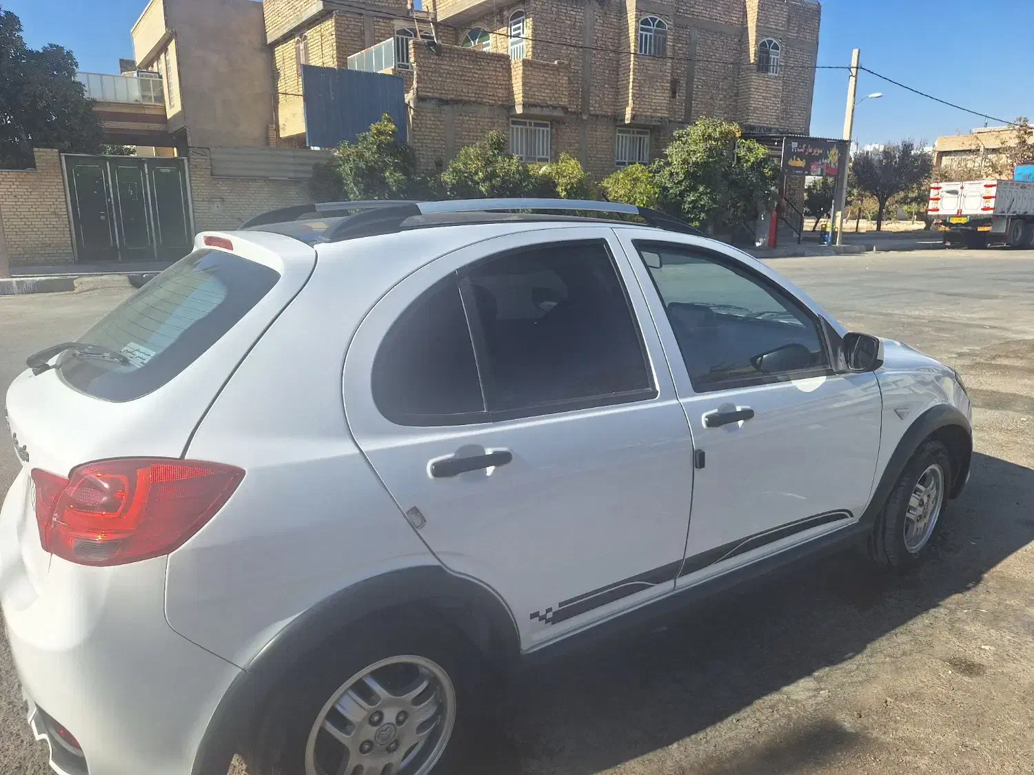 کوییک r 1401 فابریک|خودرو سواری و وانت|مرودشت, فاز اول شهرک فرهنگیان|دیوار