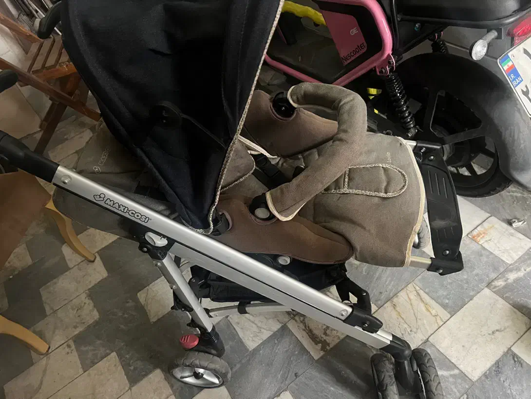 کالسکه مکسی کوزی|کالسکه و لوازم جانبی|تهران, افسریه جنوبی|دیوار