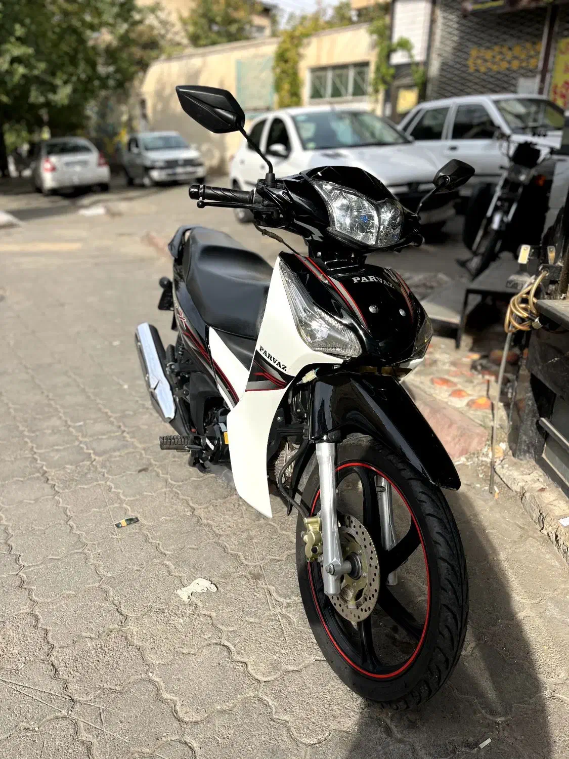 ویو ۱۲۵ در حد صفر|موتورسیکلت|مرند, |دیوار