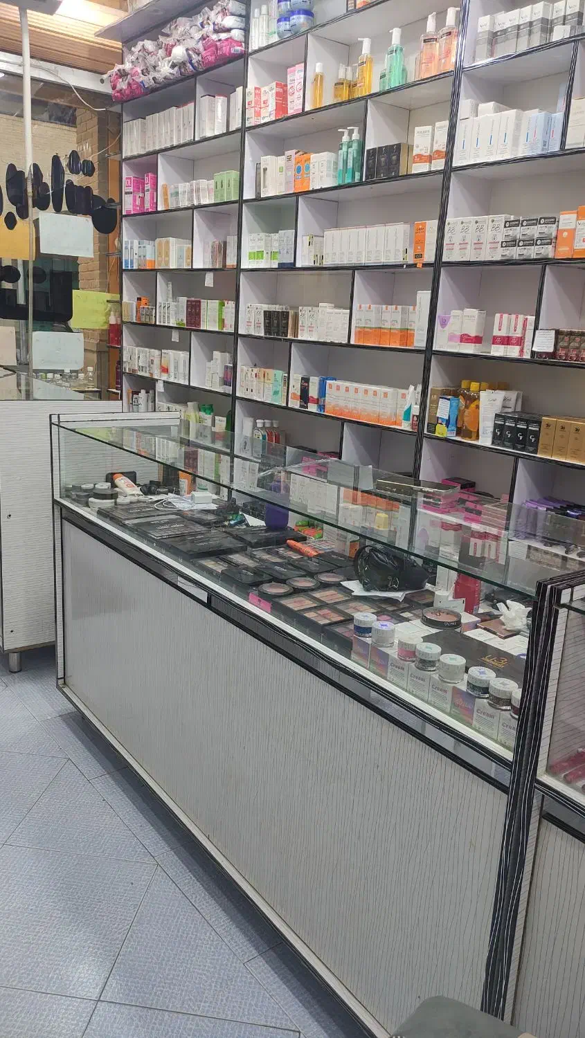 مانکن|فروشگاه و مغازه|دوگنبدان, |دیوار