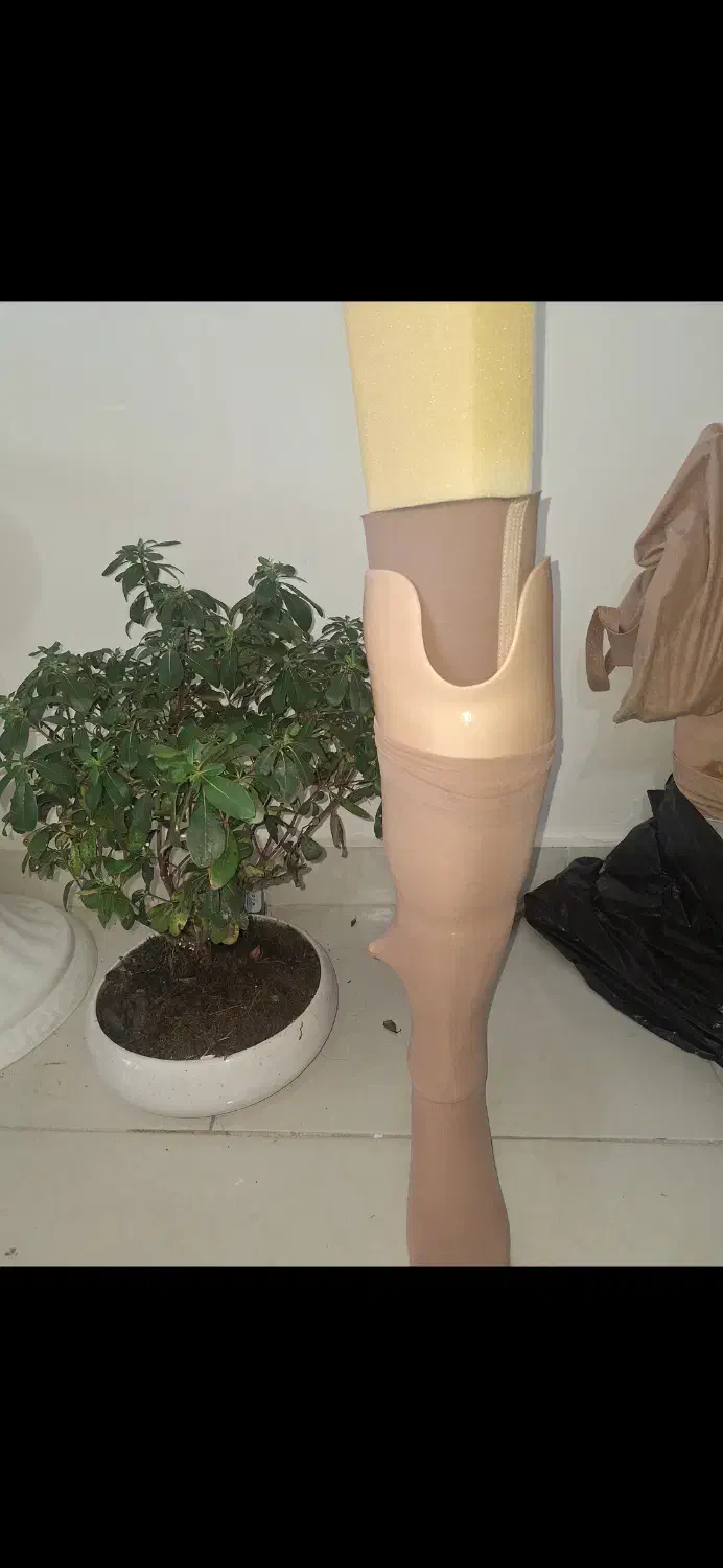 پا مصنوعی کاملا نو|آرایشی، بهداشتی، درمانی|رشت, منظریه|دیوار