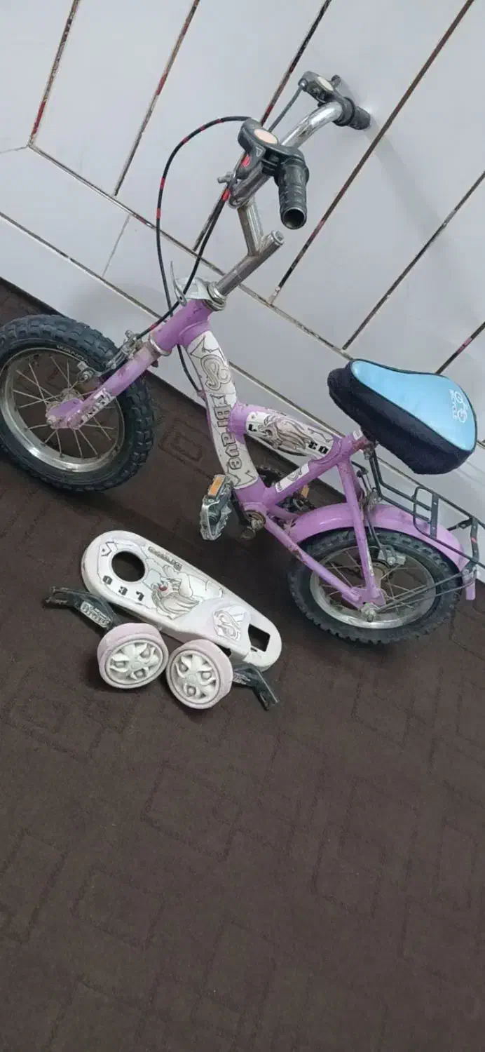 دوچرخه سالم تایر ها نو ودوپایه سالم هم دارد|دوچرخه، اسکیت، اسکوتر|برخوار, |دیوار