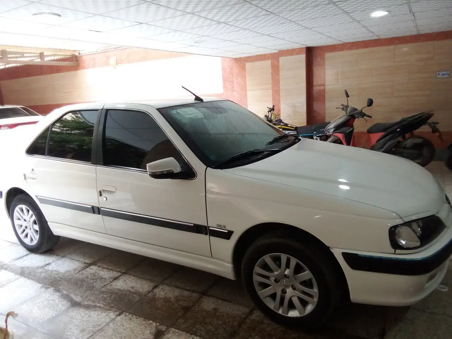 پژو پارس سفارشی|خودرو سواری و وانت|بندرعباس, |دیوار