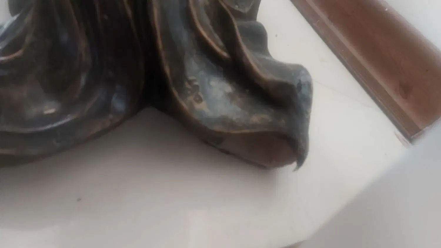 میز به همراه مجسمه|میز تلفن|تهران, تهرانپارس غربی|دیوار