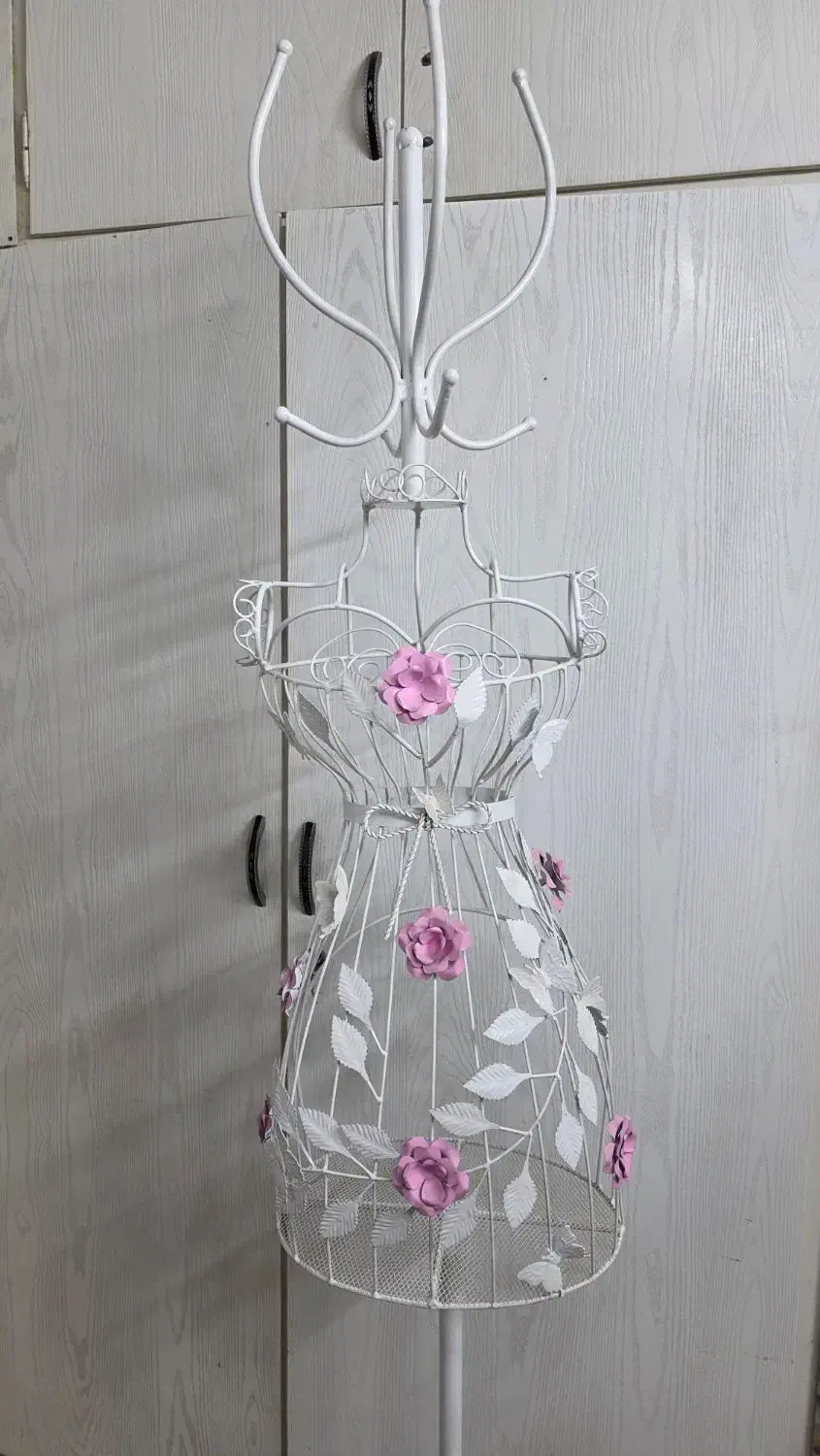 مانکن چوب رختی چوب لباسی شیک دخترونه رگال کمد|بندرخت و رخت‌آویز|ری, علایین|دیوار