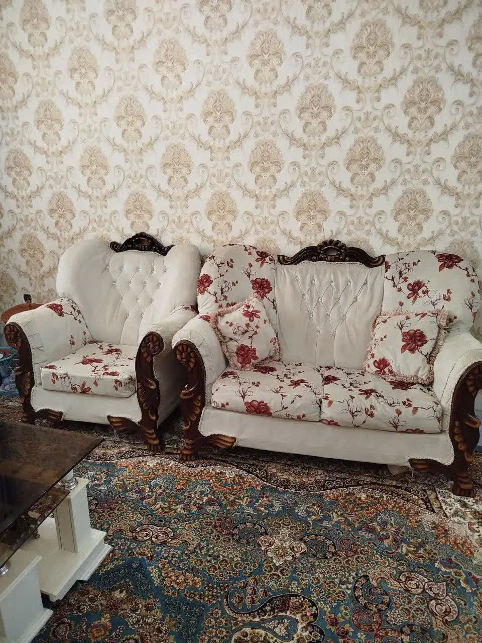 مبل 9 نفره به همراه میز جلو مبلی و عسلی ها|مبلمان خانگی و میز عسلی|محمدشهر, محمدشهر|دیوار