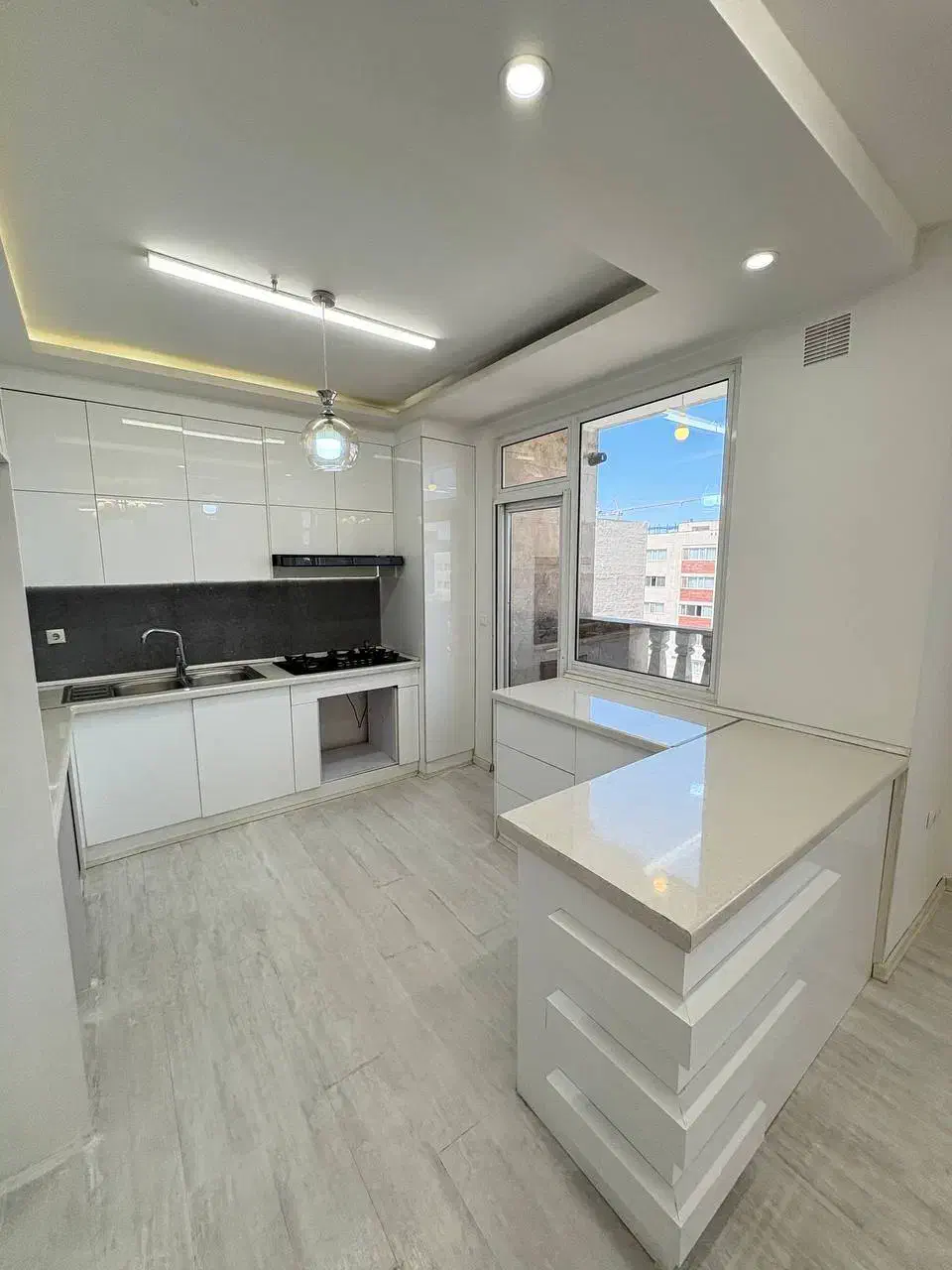 ۹۵ متری دوخوابه غرق نور بدون مشرف/اوایل رحمانیه|فروش آپارتمان|مشهد, الهیه|دیوار