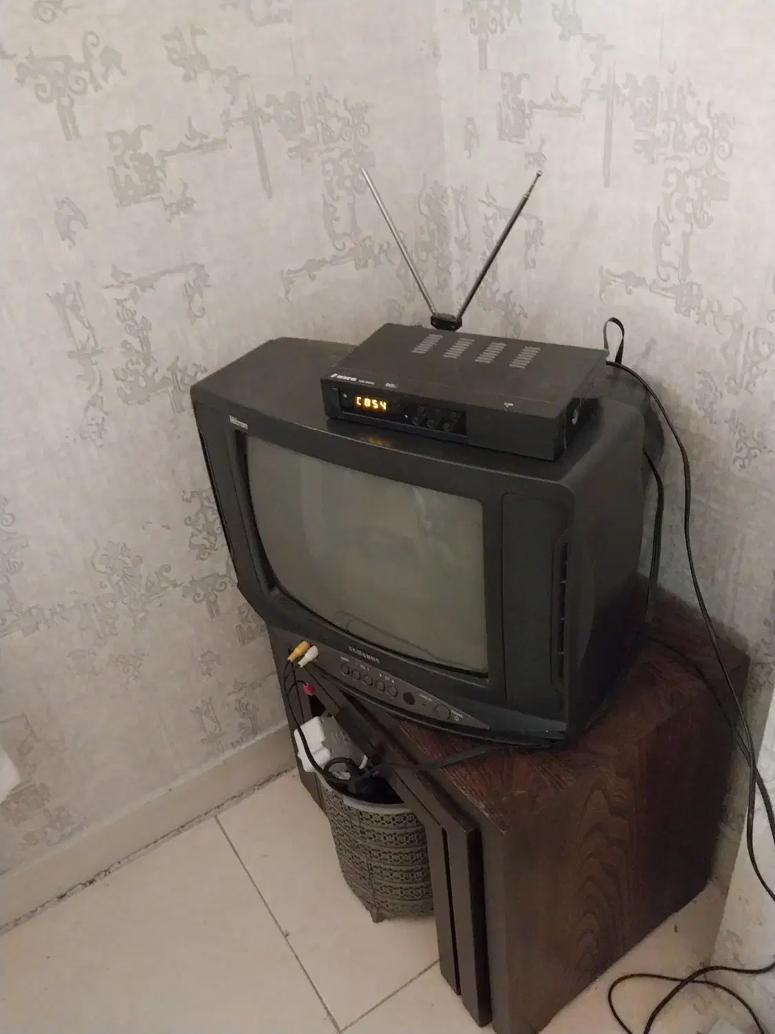 تلویزیون  ۱۴ اینج‌‌ سامسونگ در حد نو|تلویزیون و پروژکتور|تهران, اوقاف|دیوار