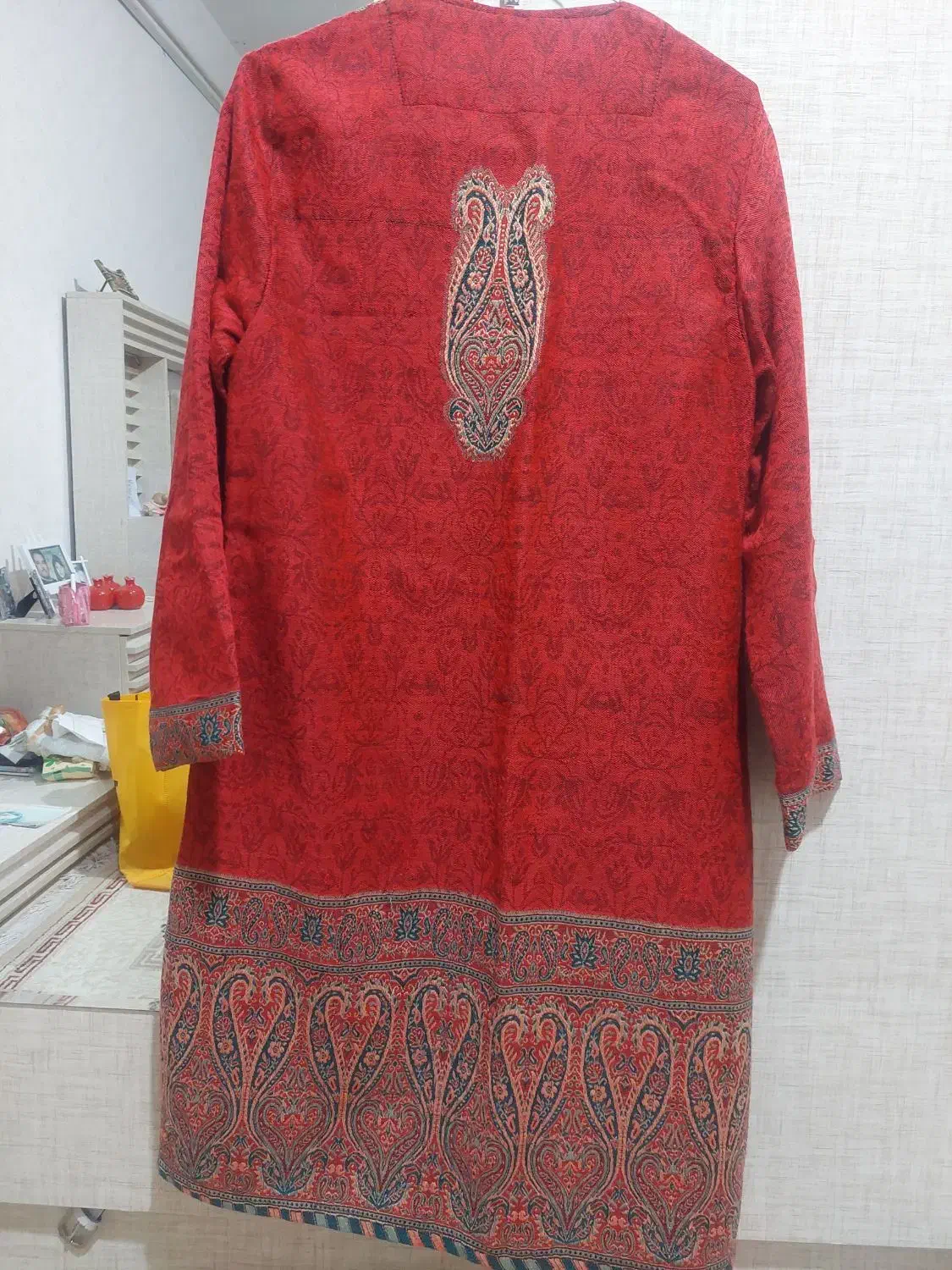 مانتو سنتی، طرح زیبا به رنگ آلبالویی روشن|لباس|تربت‌حیدریه, آغوی|دیوار