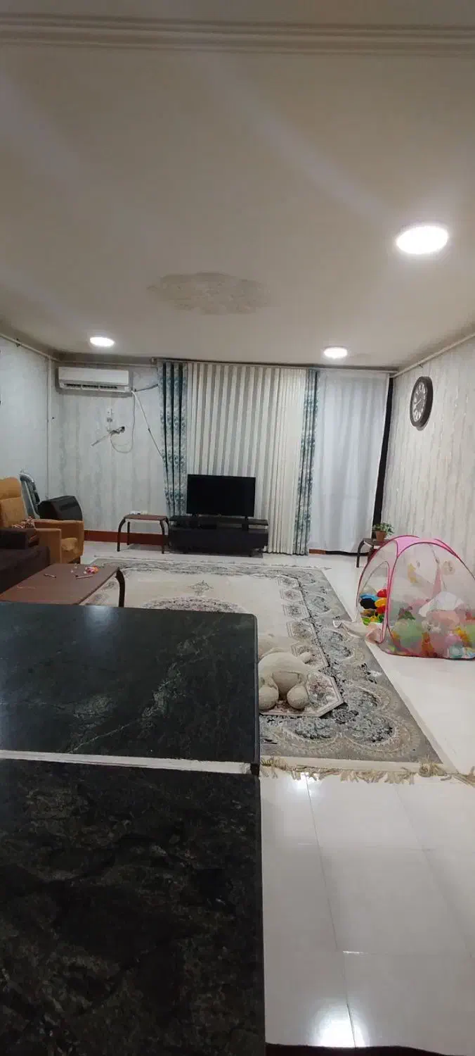 فروش واحد آپارتمان طبقه اول کارکنان کوچه ۲۰ شمالی|فروش آپارتمان|دوگنبدان, |دیوار