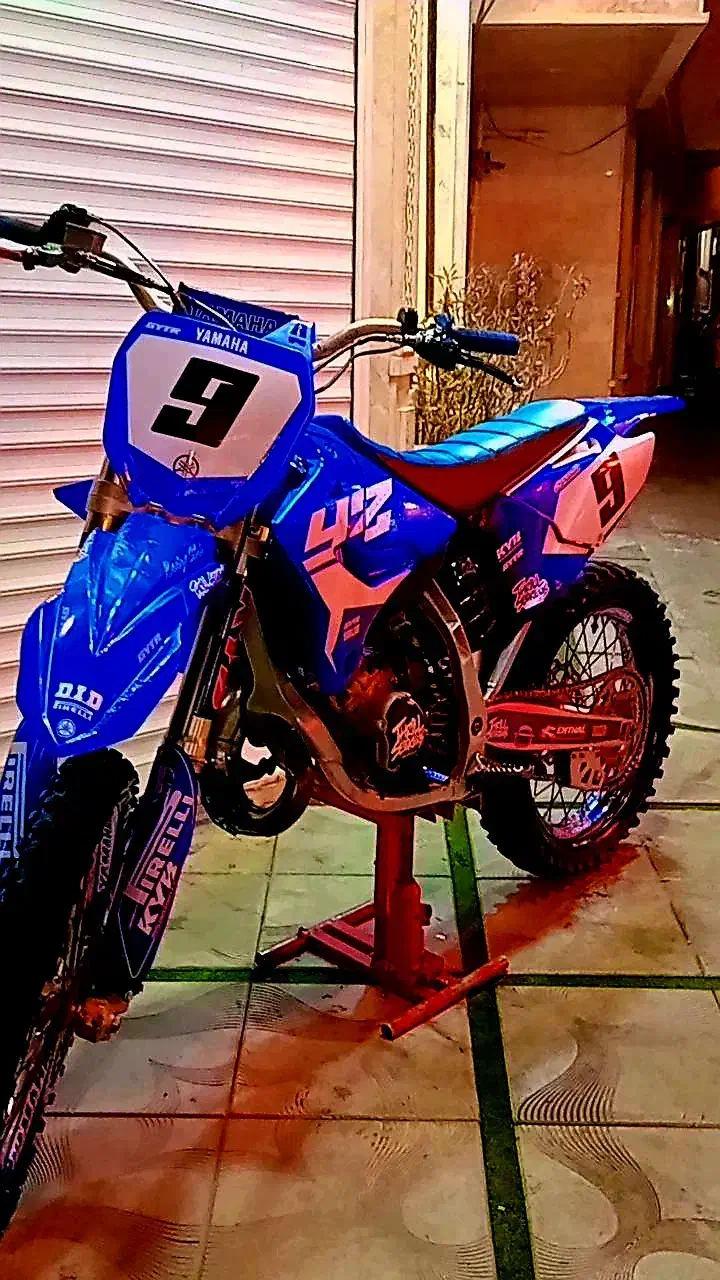 yz125|موتورسیکلت|قم, نخودی|دیوار