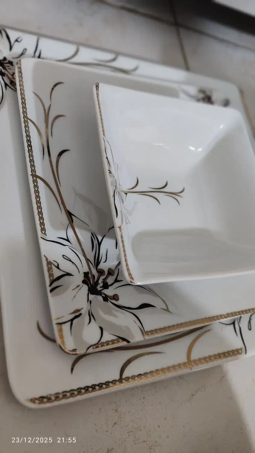 12بشقاب پلوخوری 12پیاله 12پیش دستی|ظروف سرو و پذیرایی|بروجرد, |دیوار