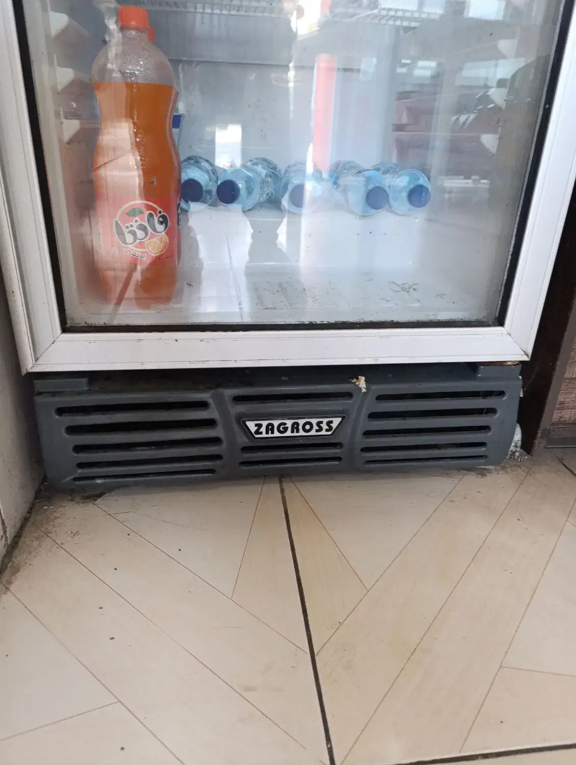 یخچال نوشابه در حد نو|فروشگاه و مغازه|رودسر, |دیوار