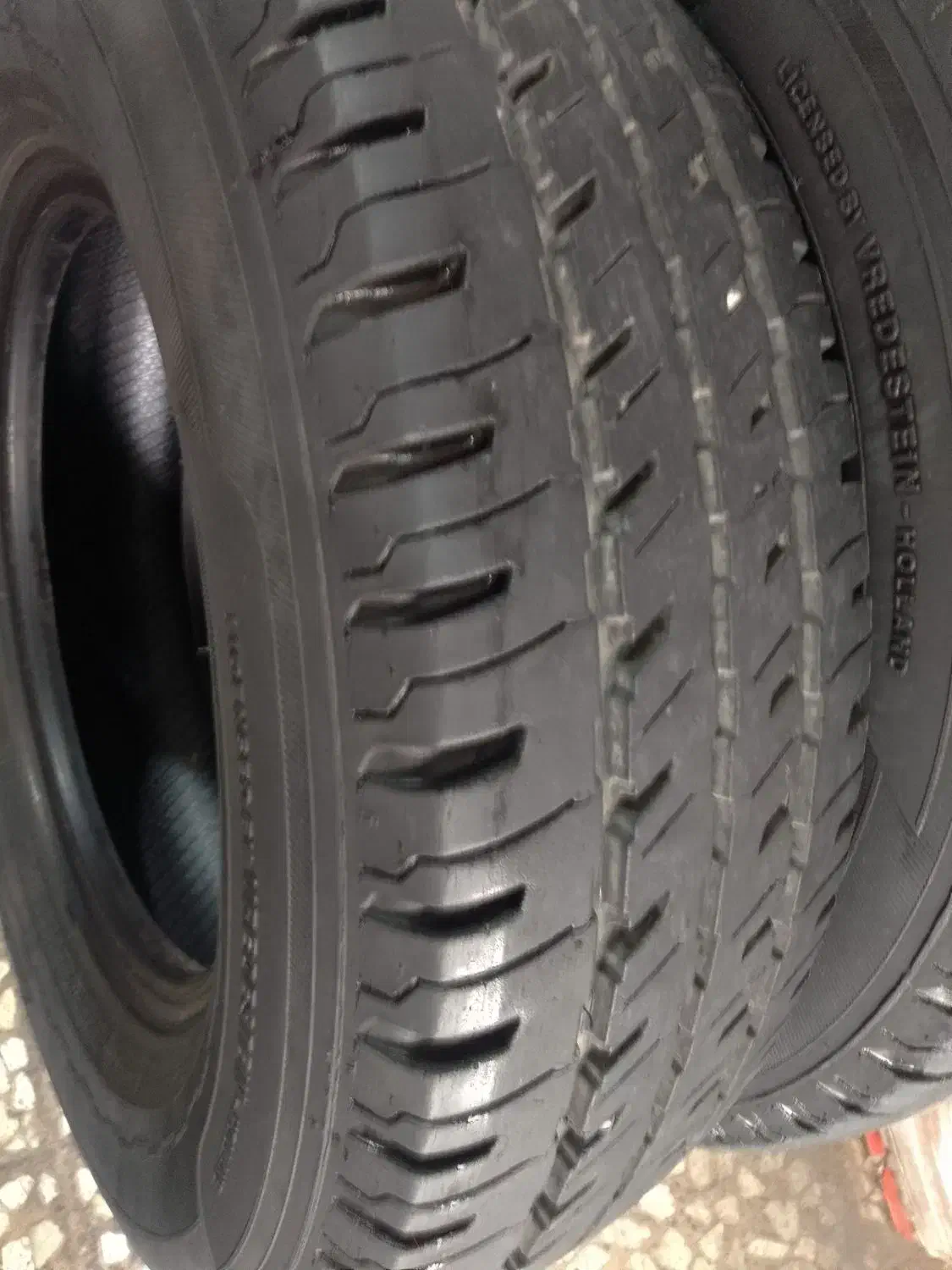 2عدد لاستیک مزدا وانت درحد نو|قطعات یدکی و لوازم جانبی|اهواز, منبع اب|دیوار