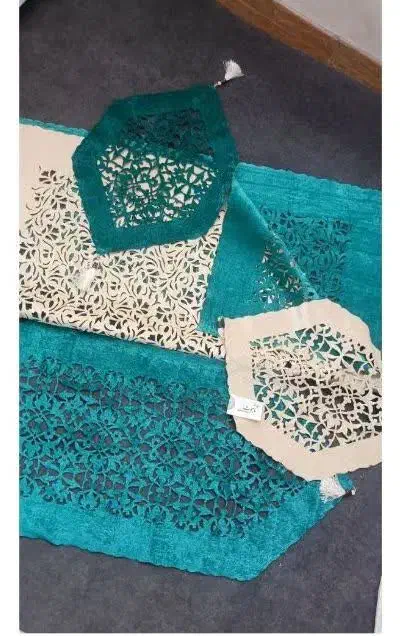 رومیزی ۴ تکه مخمل نو|پرده، رانر، رومیزی|قم, وادی السلام|دیوار