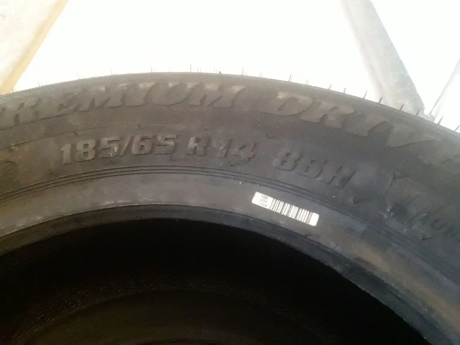 لاستیک پژو  ۱۸۵/۶۵/۱۴   مارک بارز|قطعات یدکی و لوازم جانبی|اصفهان, سروستان|دیوار