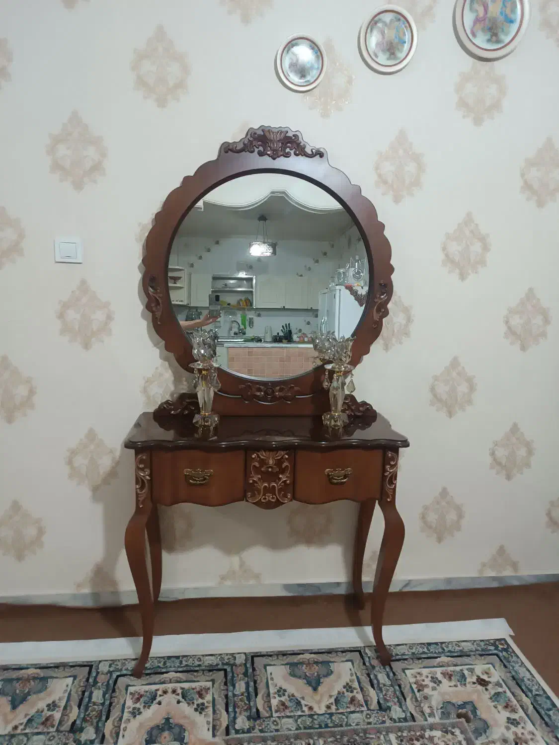 آینه کنسول با همراه شمدان|مبلمان خانگی و میز عسلی|بروجرد, |دیوار