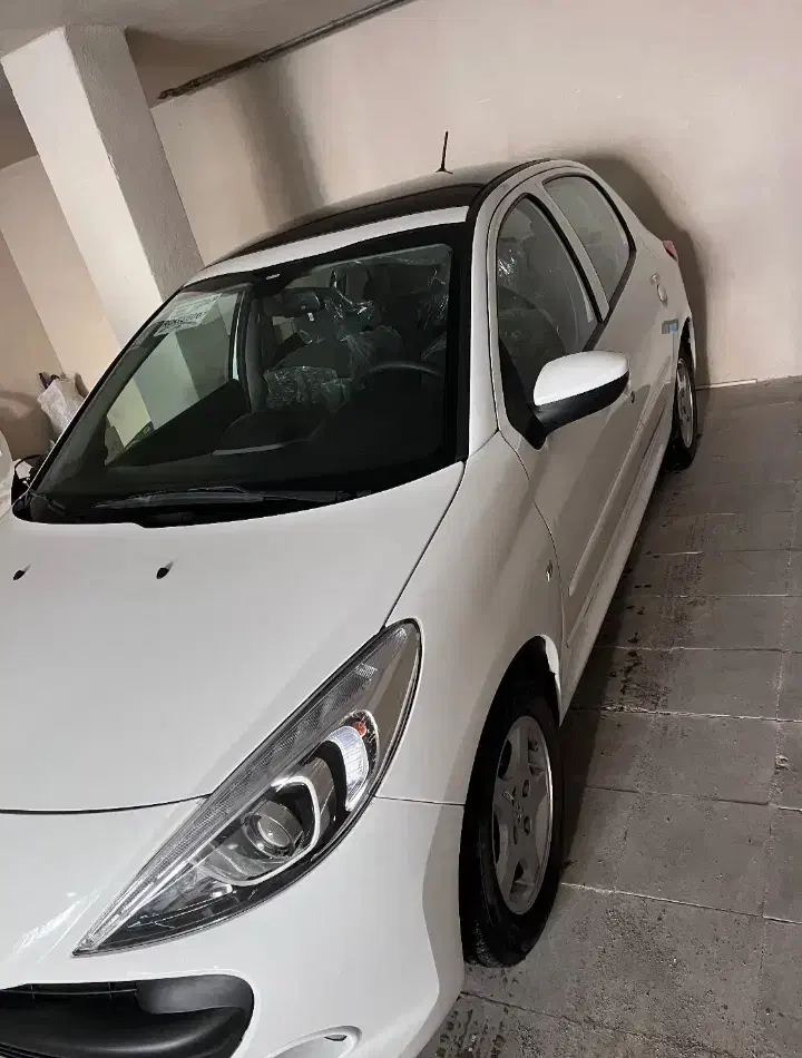 207 پانا دنده ای|خودرو سواری و وانت|بافق, |دیوار