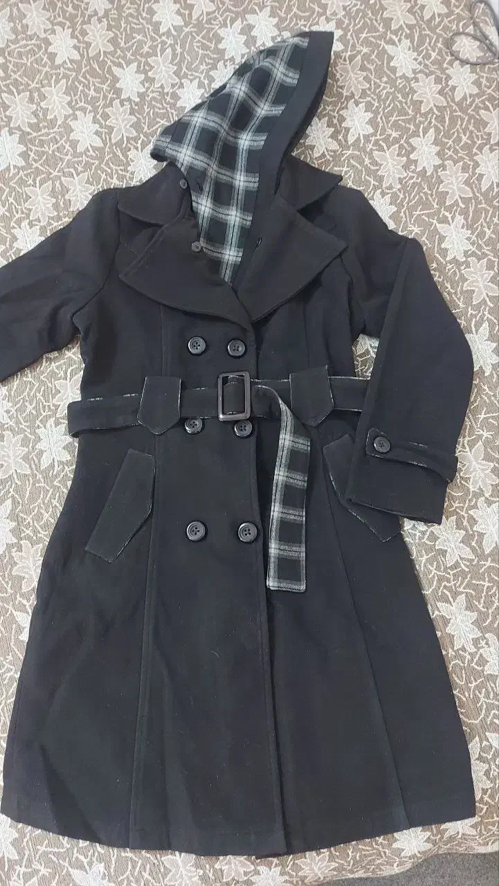 پالتو|لباس|سبزوار, کاشفی شمالی (دادگستری)|دیوار