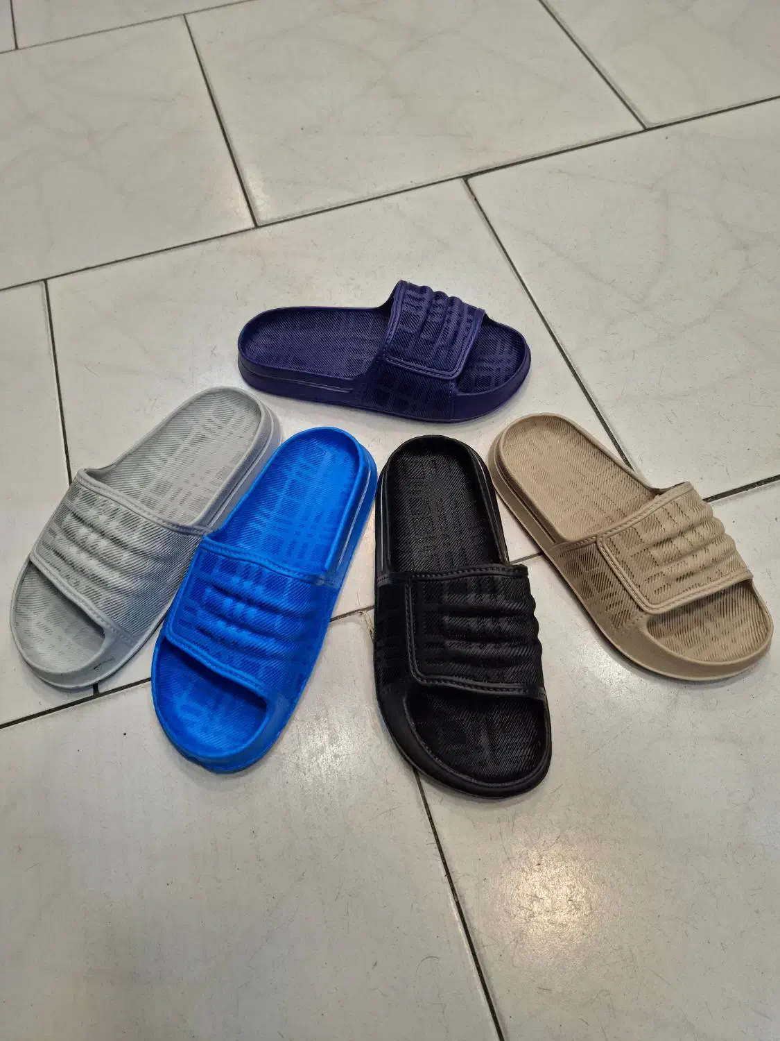 صندل و دمپایی|کیف، کفش، کمربند|مشهد, عامل|دیوار