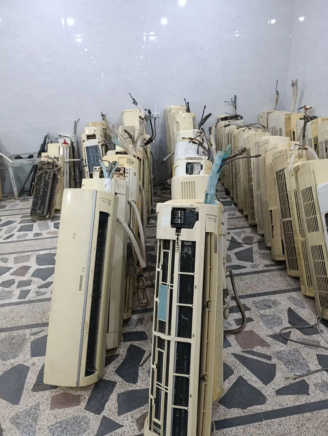 خریدار انواع کولرسوخته‌هستم|کولر گازی و فن‌کوئل|دهلران, |دیوار