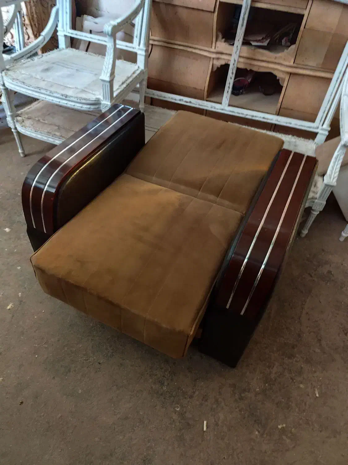 مبلمان|مبلمان خانگی و میز عسلی|باسمنج, |دیوار