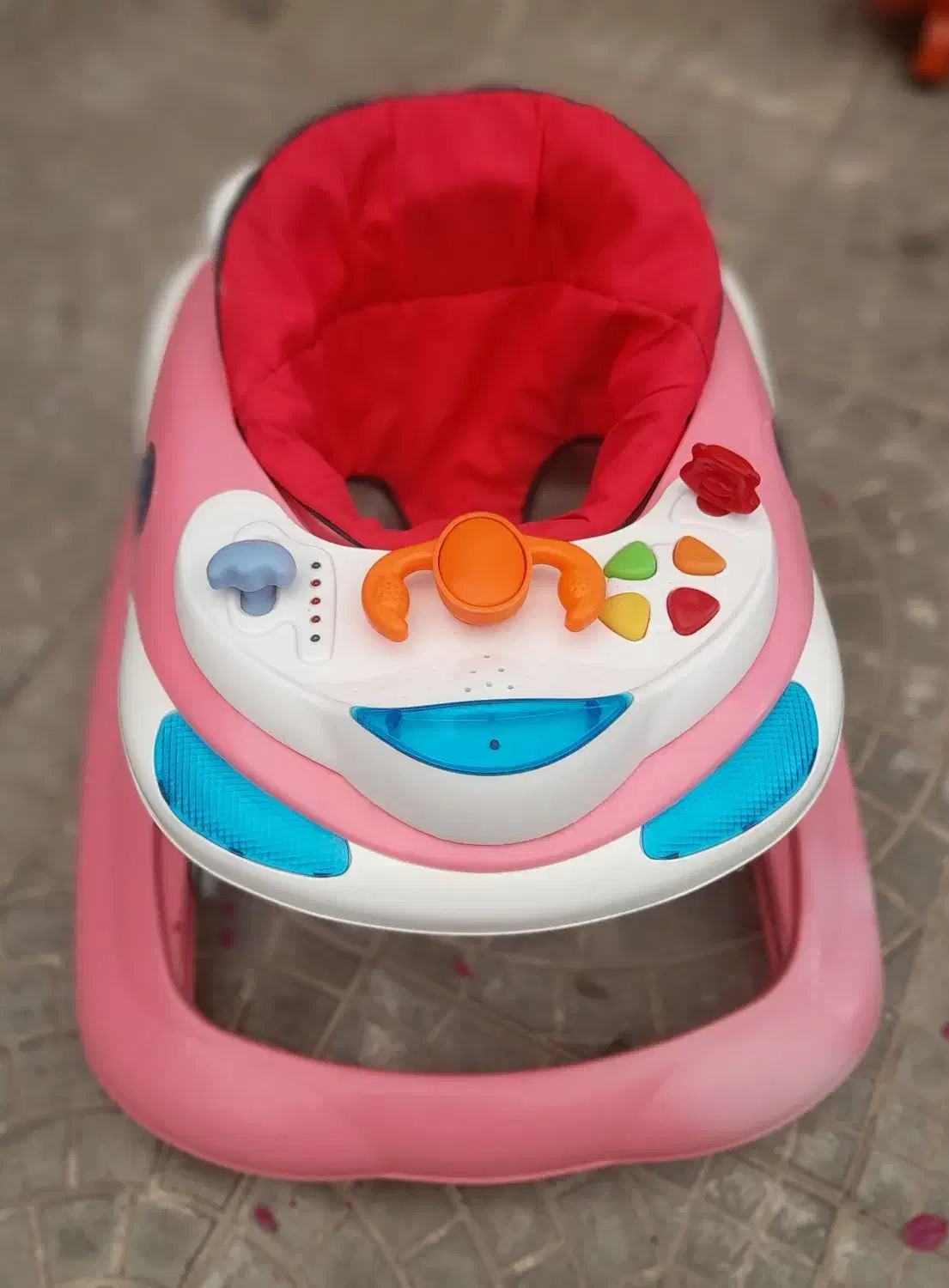 روروک در حد نو|اسباب و اثاث بچه|شیراز, ستارخان|دیوار