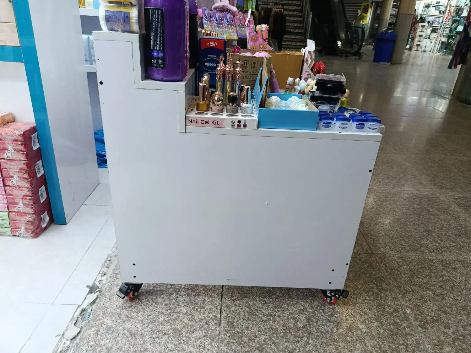 میز جلو دری|فروشگاه و مغازه|درگهان, |دیوار