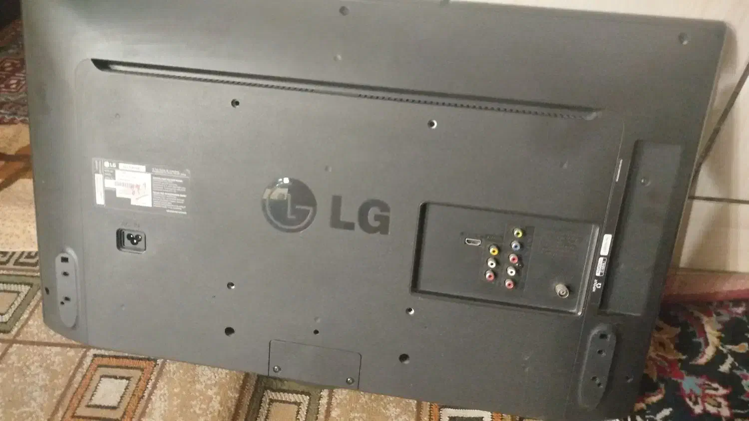 تلویزیون ال ای دی 32ال جی|تلویزیون و پروژکتور|شهرضا, |دیوار