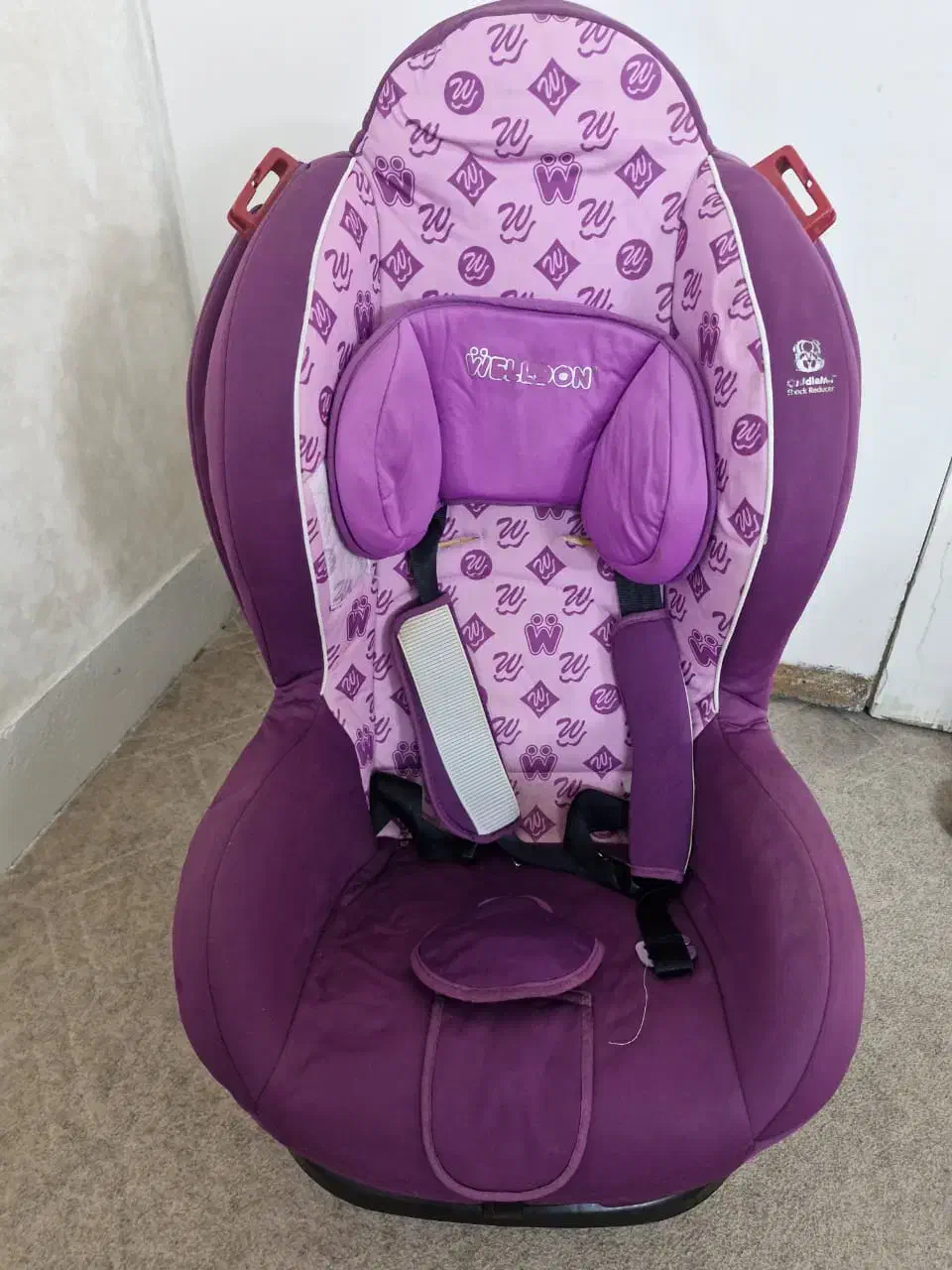 صندلی کودک ماشین|تخت و صندلی بچه|شیراز, درکی|دیوار