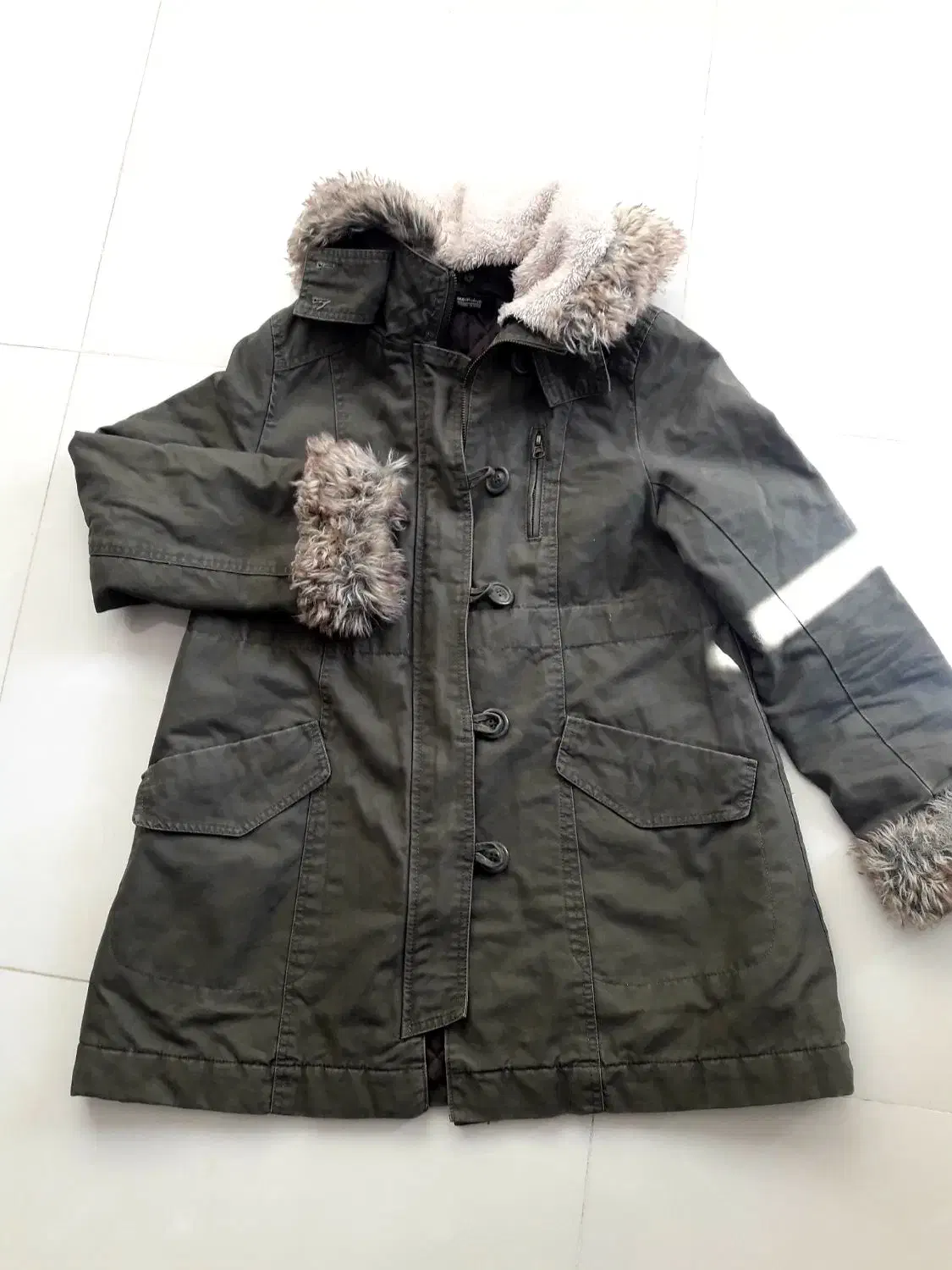 کاپشن یا پالتو|لباس|بندرعباس, |دیوار