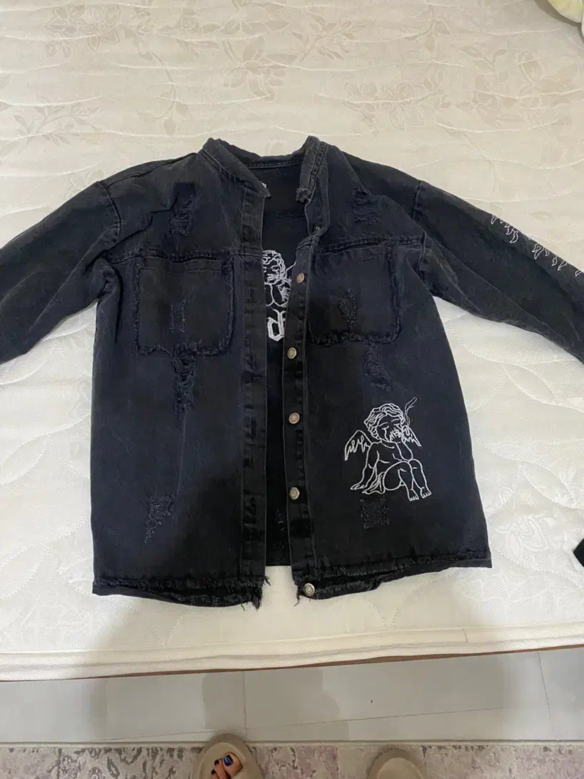 تعدادی پافر و کت جین|لباس|تهران, شهرک گلها (تهرانسر)|دیوار