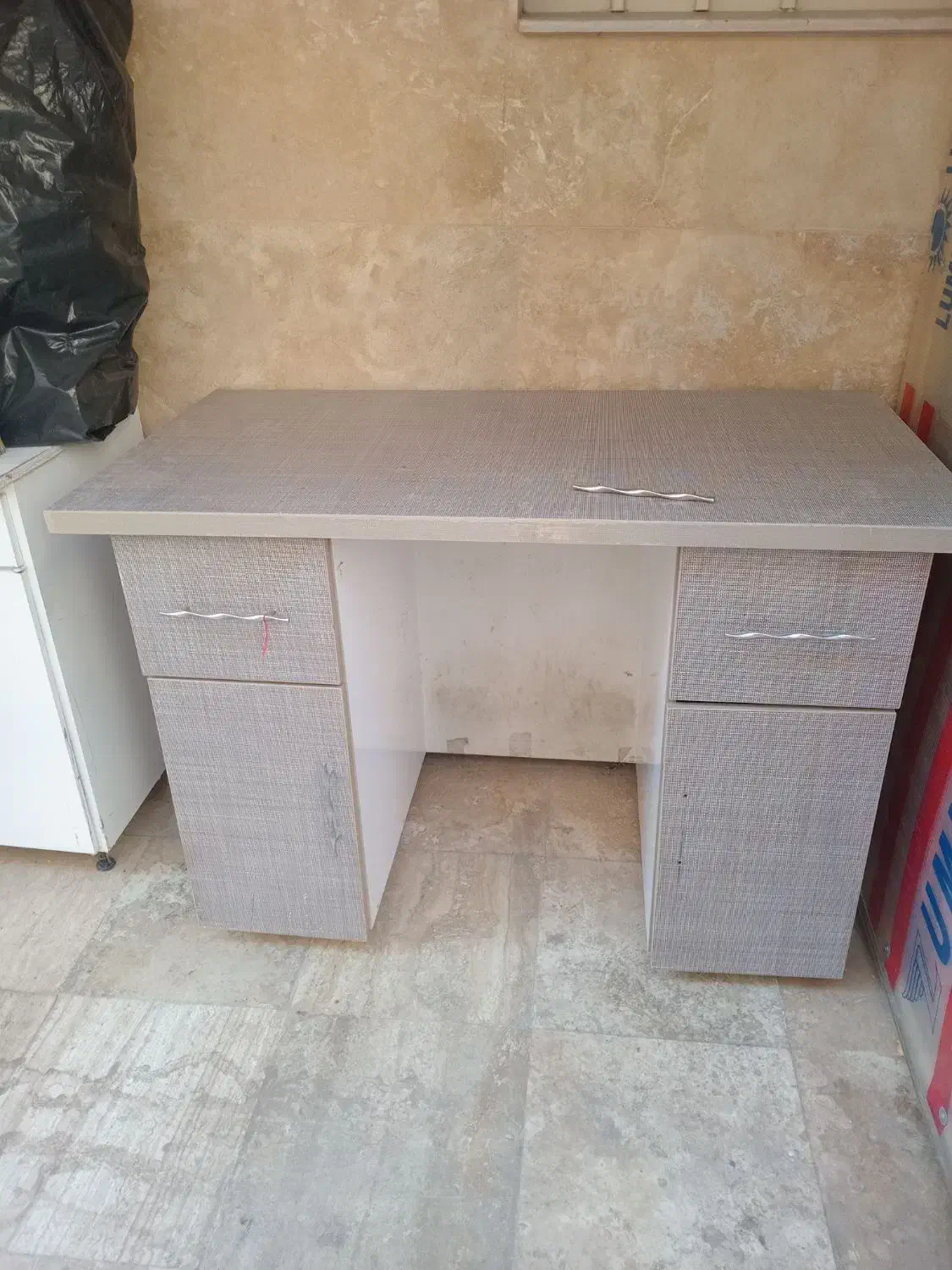 میز|میز تحریر و کامپیوتر|اردبیل, |دیوار