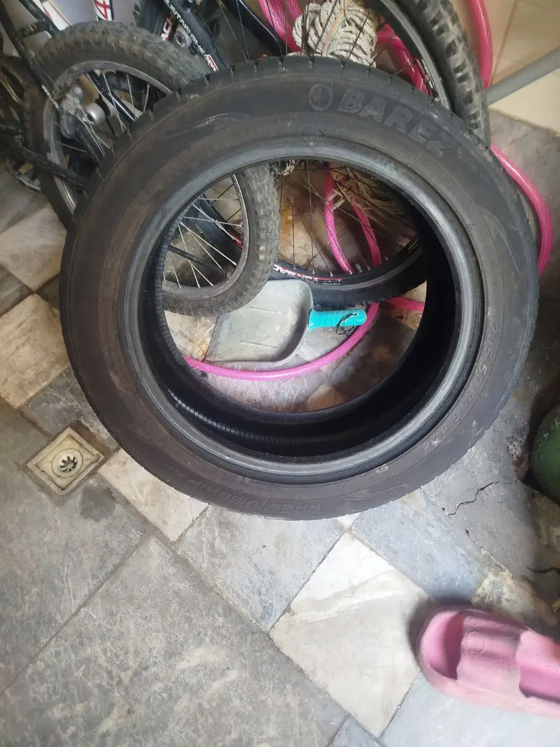 لاستیک دنا|قطعات یدکی و لوازم جانبی|ساوه, |دیوار