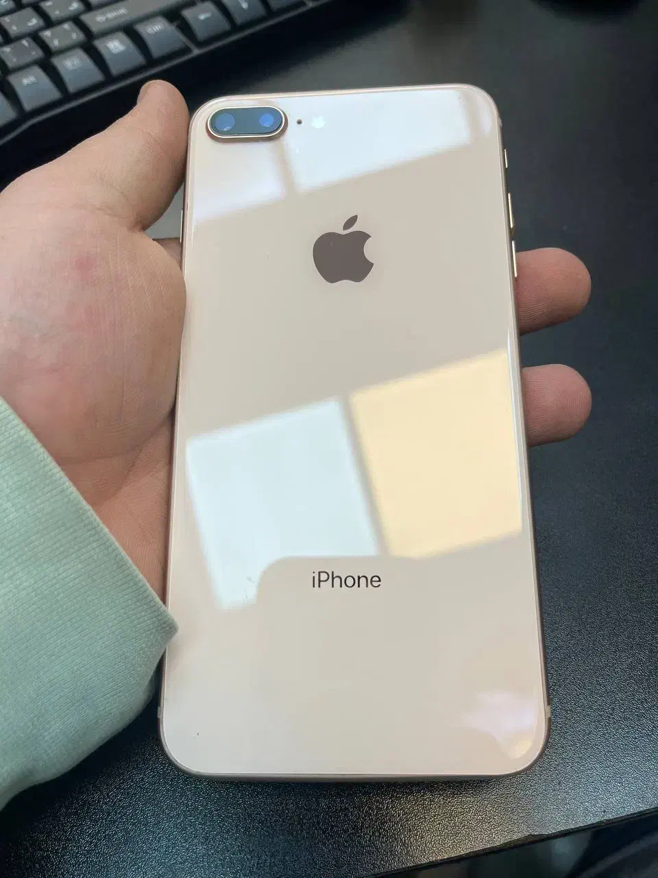 آیفون ۸ پلاس ۶۴ گیگابایت|موبایل|تهران, شهرک محلاتی|دیوار