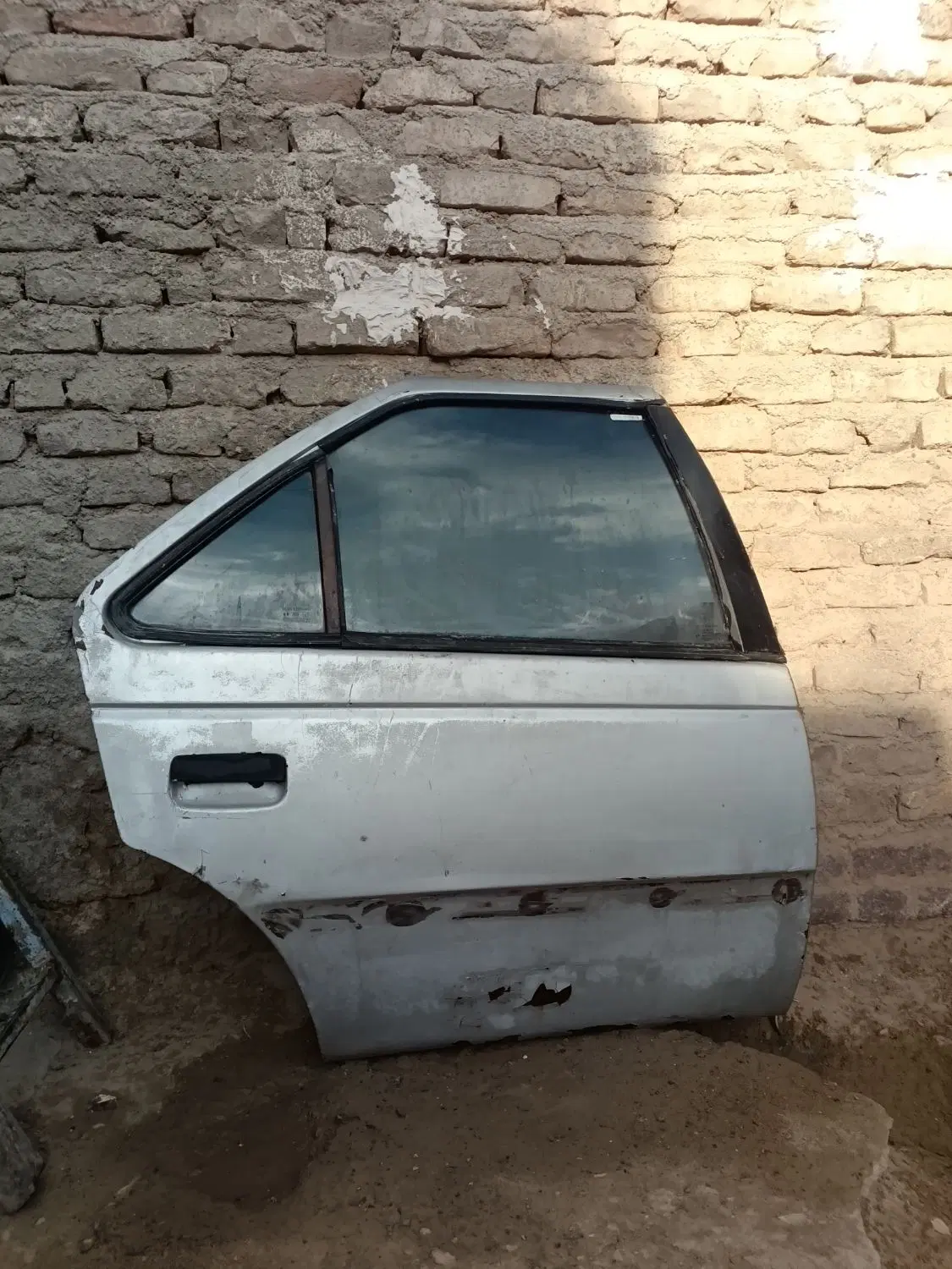 درب پژو405|قطعات یدکی و لوازم جانبی|زاهدان, |دیوار