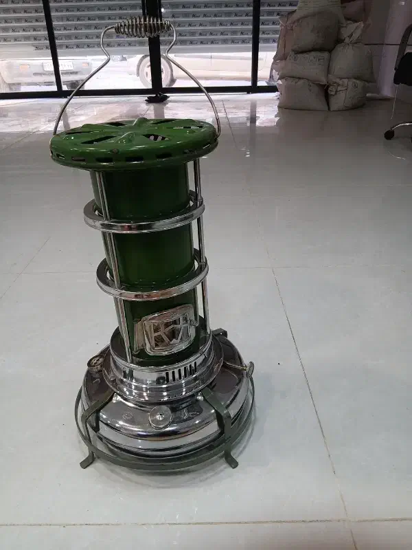 چراغ نفتی عالی نسب|کلکسیون اشیاء عتیقه|تهران, فلسطین (میدان انقلاب)|دیوار