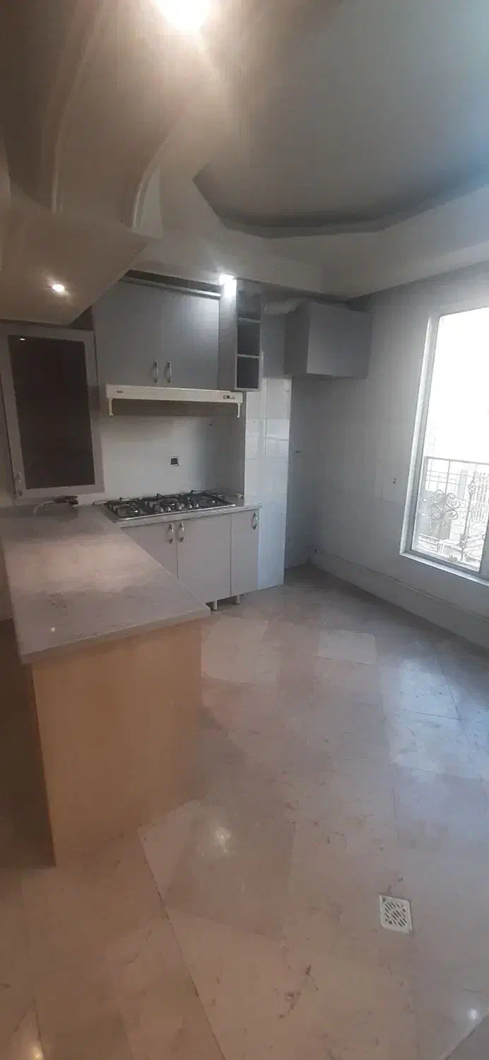 120متر دو خواب/پروانه/تخلیه/دو کله نور/بازسازی شده