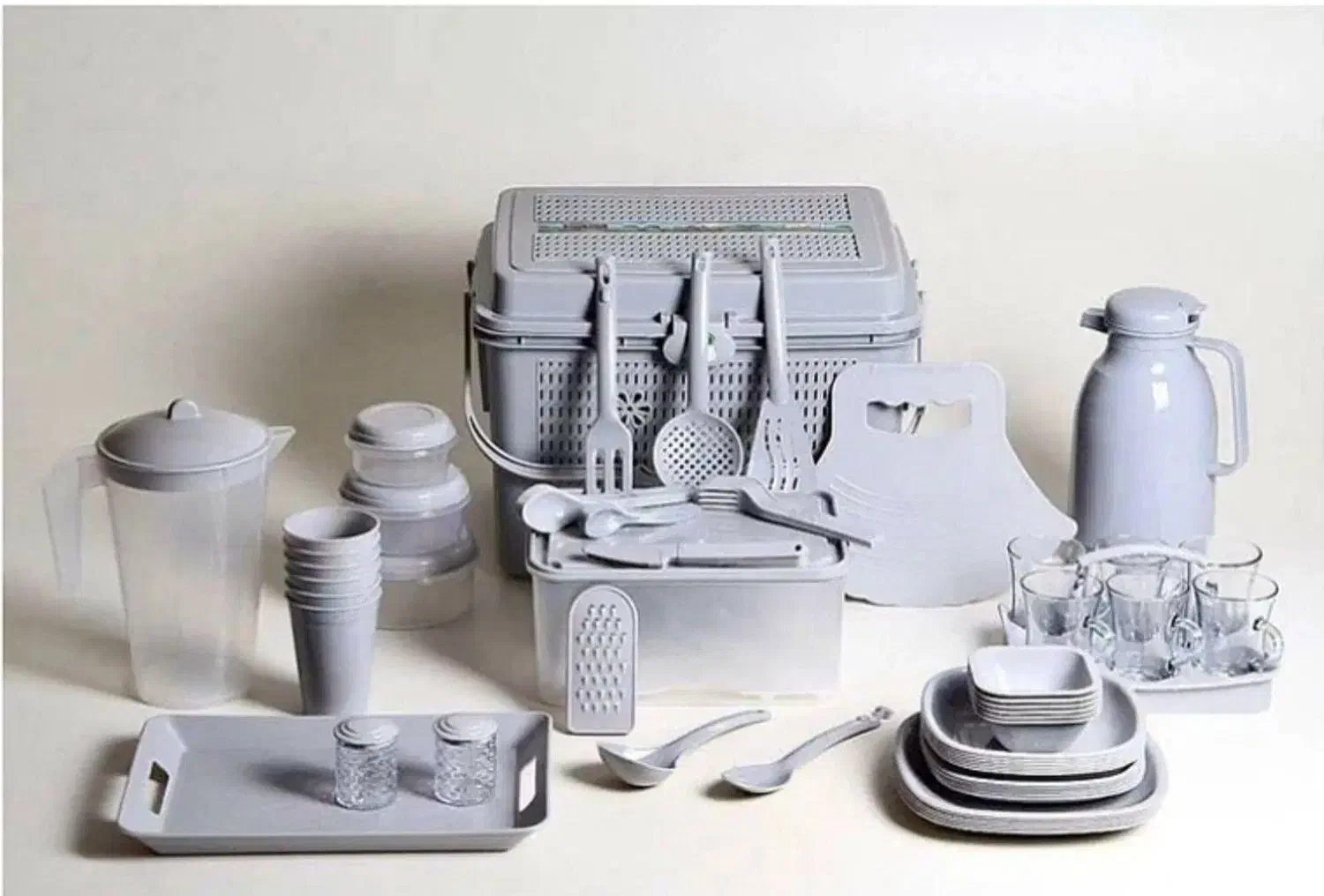 لوازم خانگی و جهیزیه|ظروف سرو و پذیرایی|اصفهان, فجر|دیوار