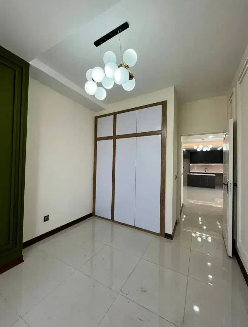 ۷۰متر ۲خواب*سالن پرده خور*فول بازسازی*چهارباغ غربی