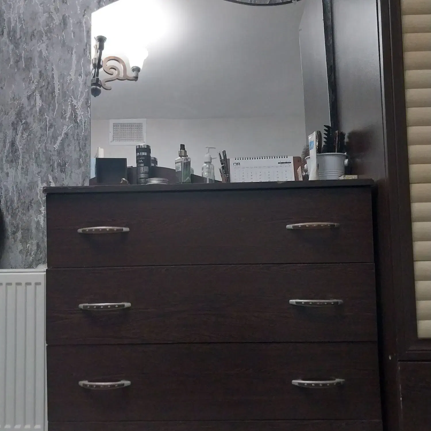 کمد و دراور|جاکفشی، کمد، دراور|محمدیه-قزوین, |دیوار