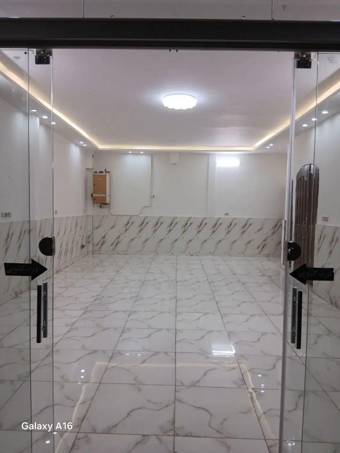 مغازه ۵۰ متری ، ۵ متری حاشیه شهرک نوید|فروش مغازه و غرفه|مشهد, نوید|دیوار