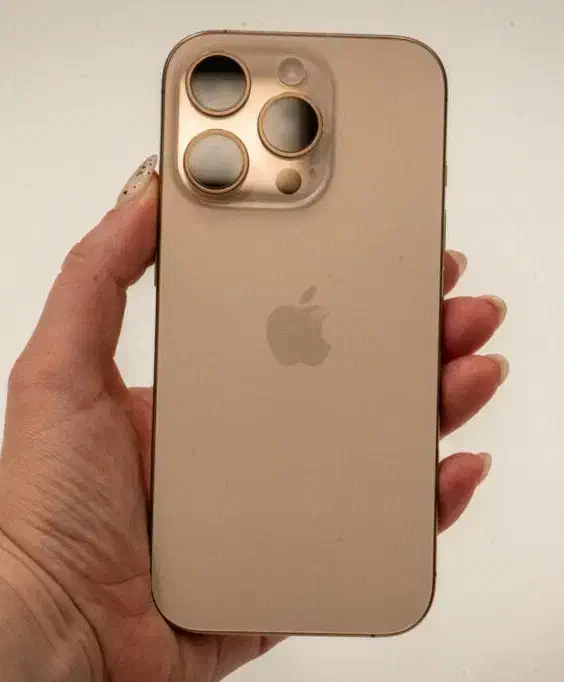 iPhone 16pro max zaa|موبایل|قم, باجک دو|دیوار