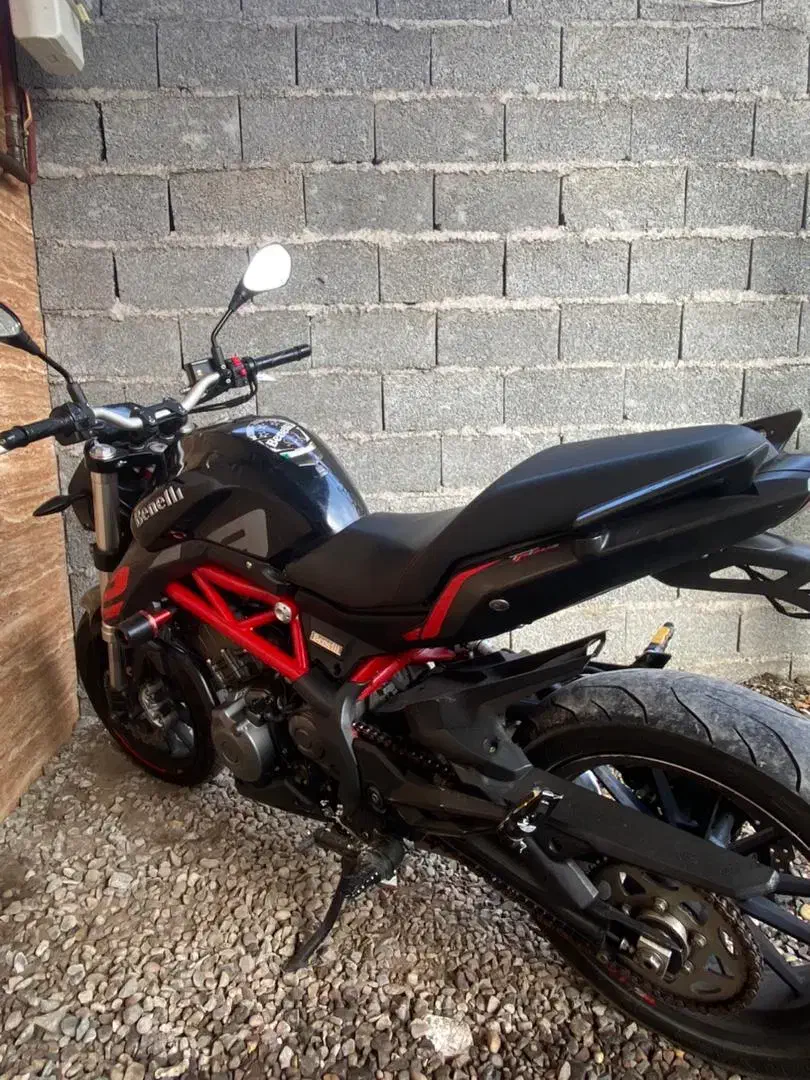 بنلی ۳۰۰ مدل ۱۴۰۰ موتوری بشرط|موتورسیکلت|رشت, تازه آباد|دیوار