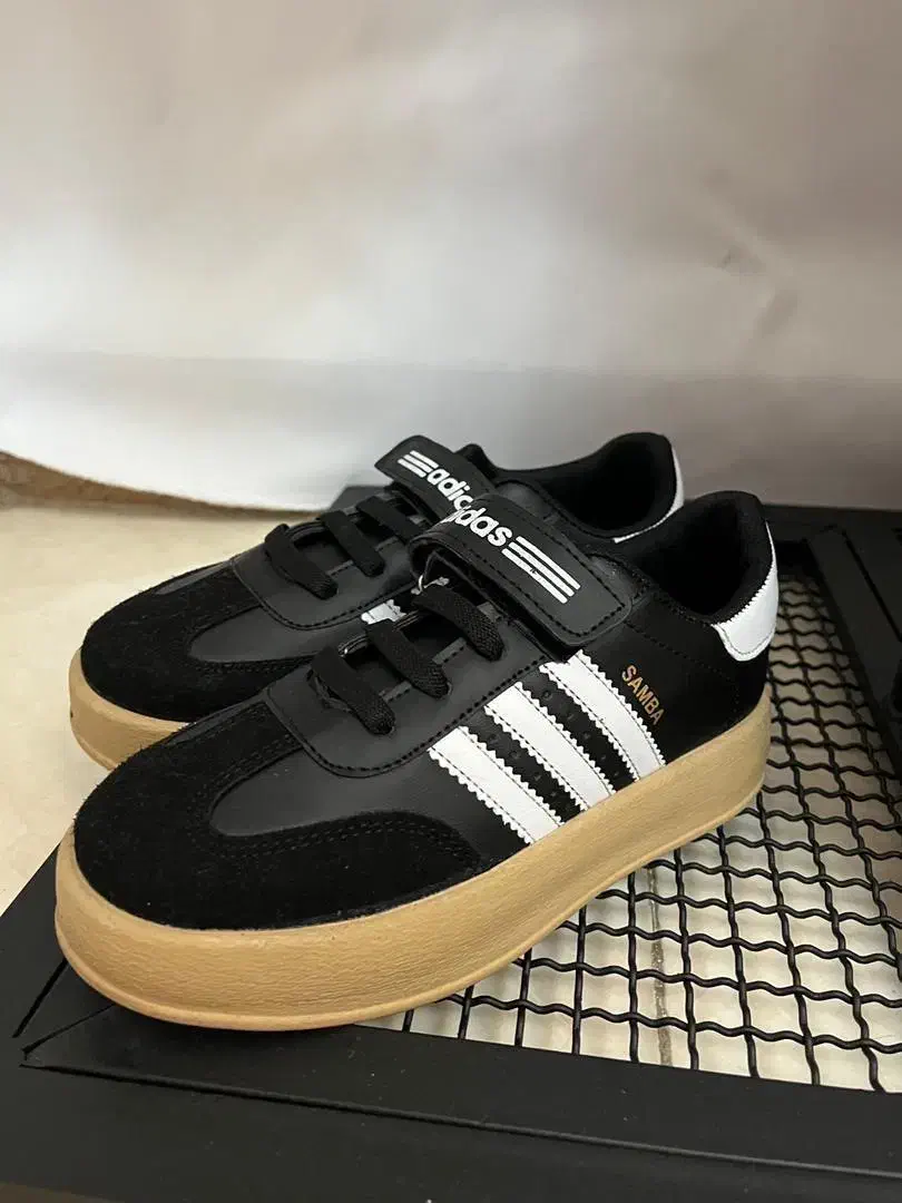 فروش عمده کتونی دخترانه و پسرانه|کفش و لباس بچه|تهران, دکتر هوشیار|دیوار