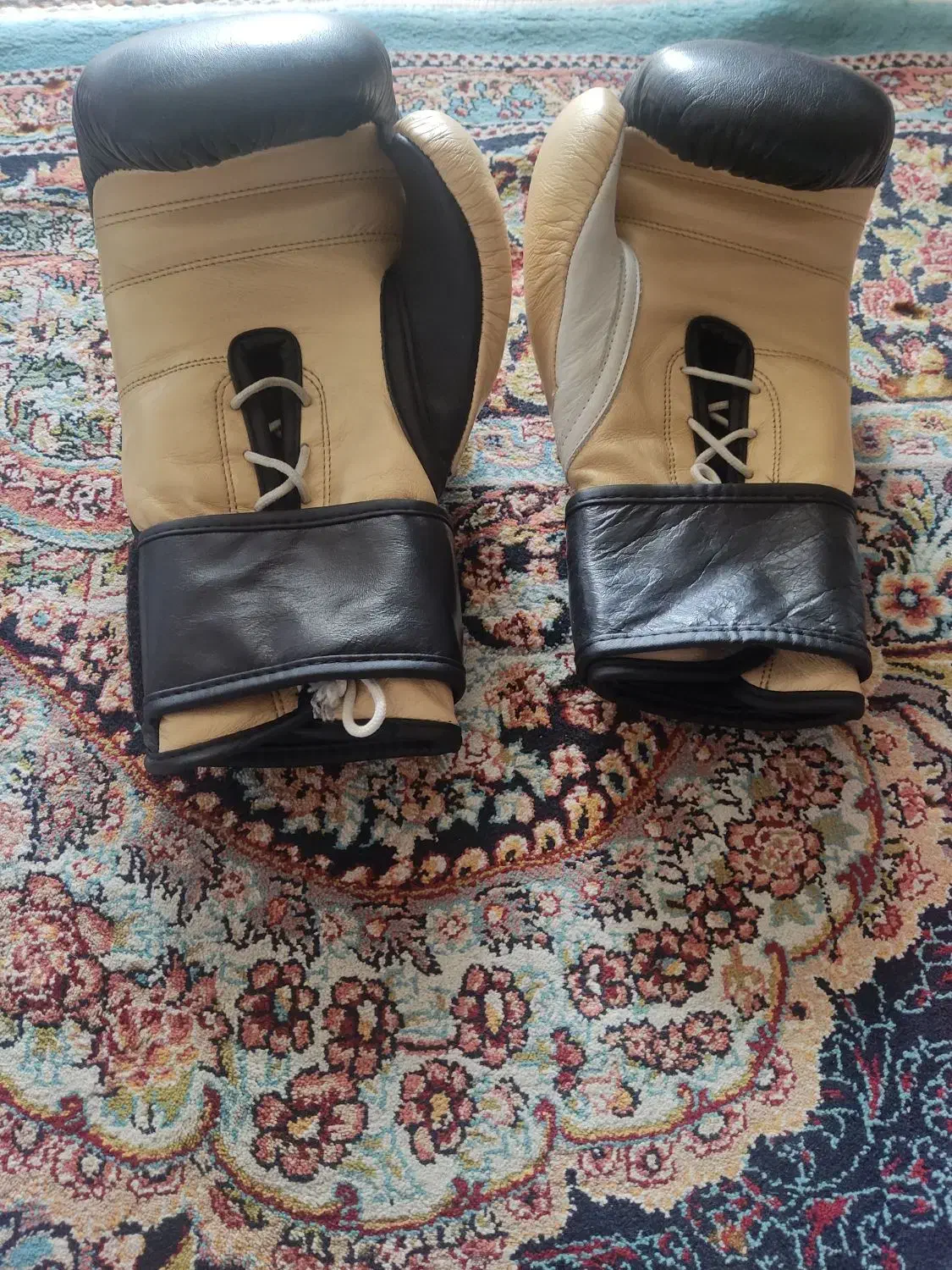 دستکش لباس و تجهیزات کیک بوکس|تجهیزات ورزشی|گنبد کاووس, |دیوار