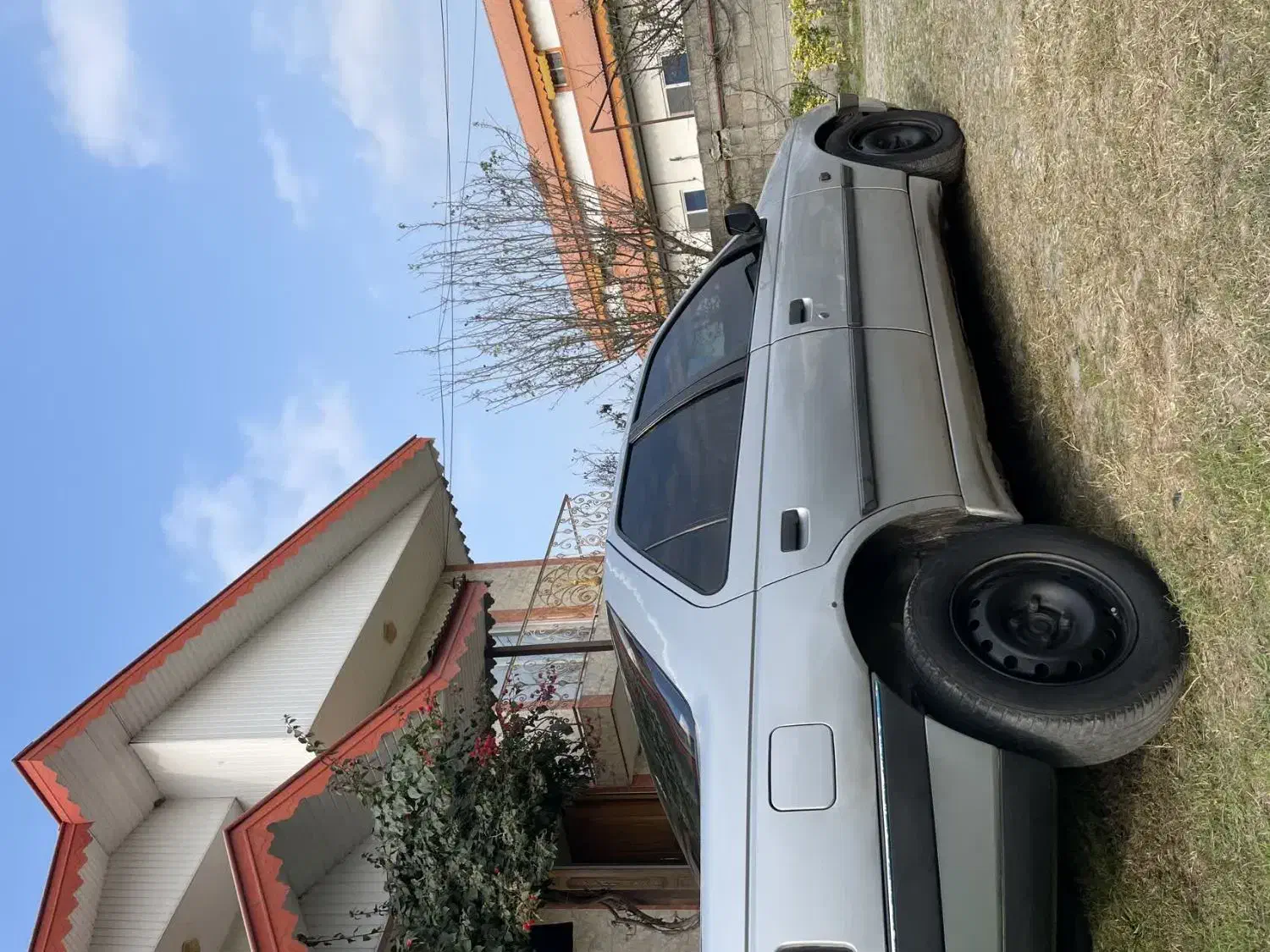 پژو ۴۰۵ نقره ای|خودرو سواری و وانت|لشت نشا, |دیوار