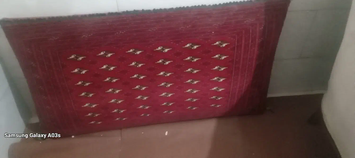 پشتی|پشتی|تهران, راه آهن|دیوار