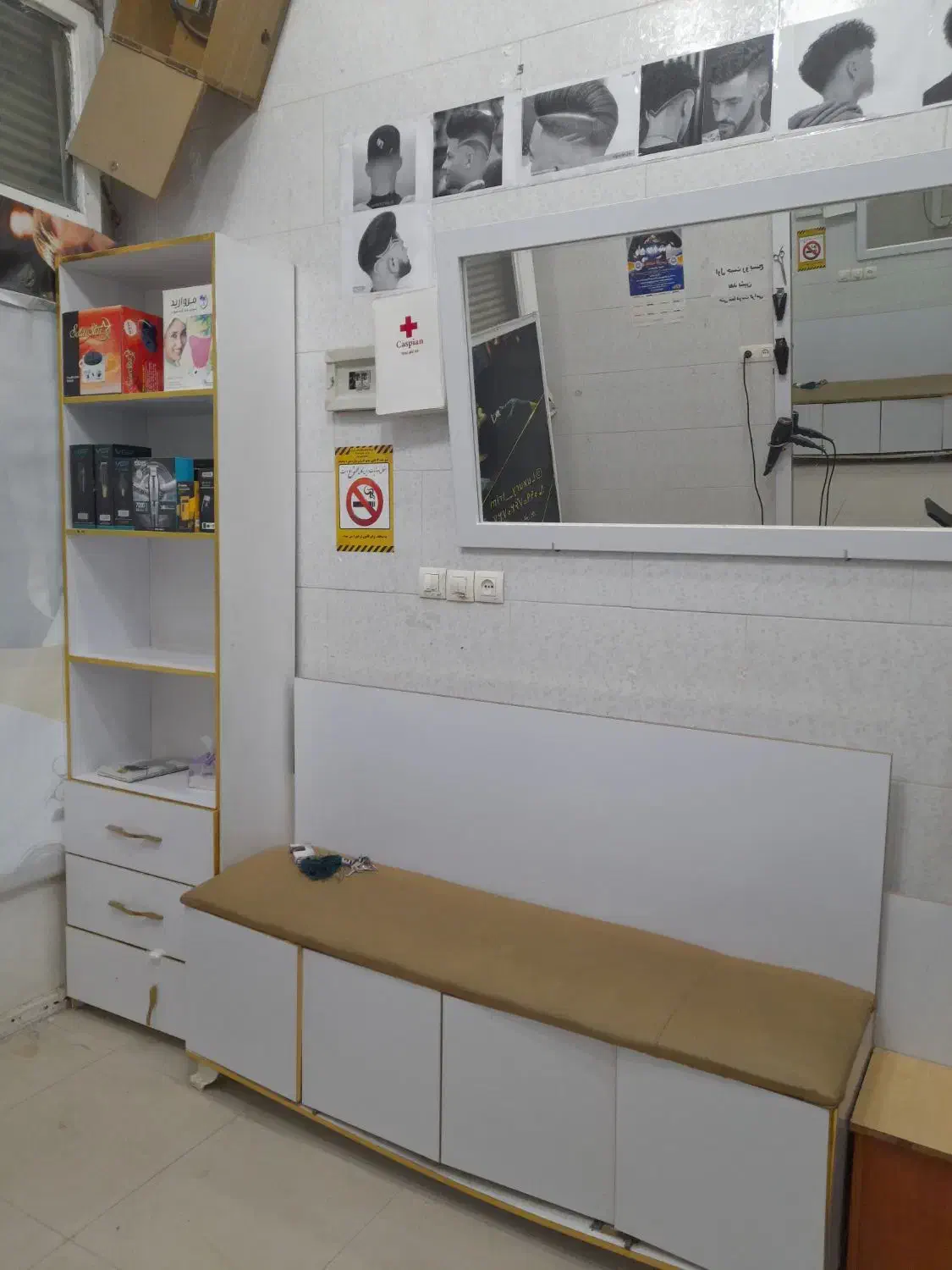 دکوراسیون ارایشگاه|آرایشگاه و سالنهای زیبایی|وحدتیه, |دیوار